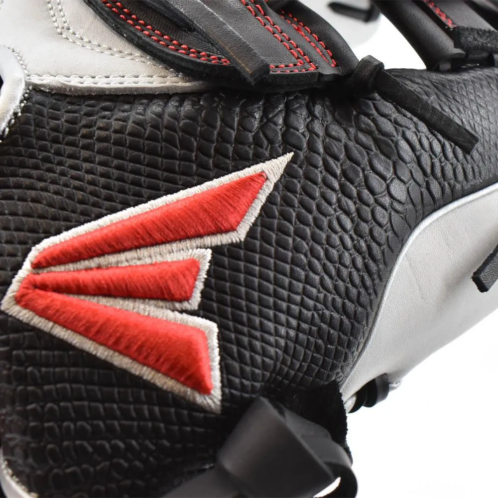 Easton Tournament Elite Slowpitch Glove