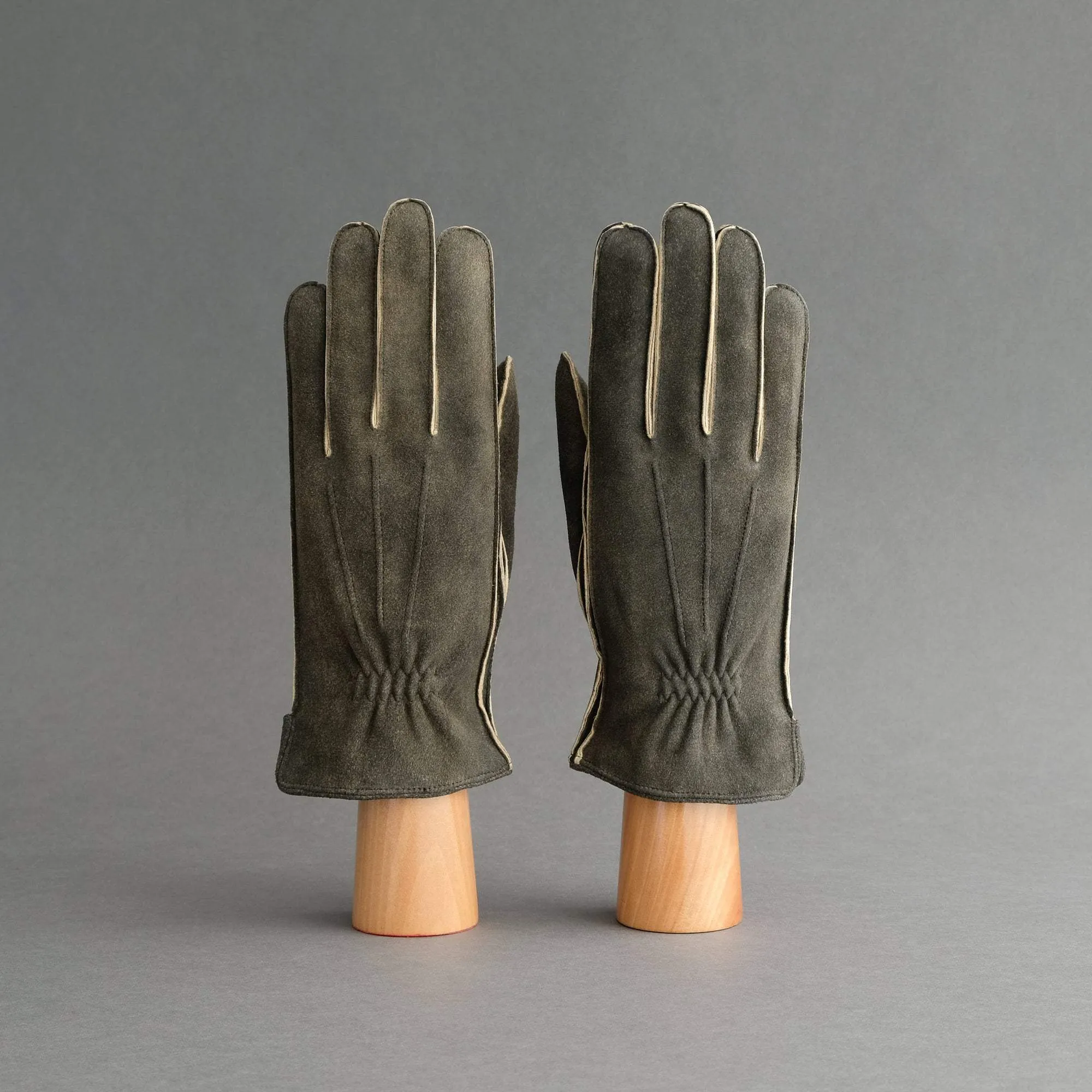 Gentlemen's Sporty Gloves from Walnut Goatskin Lined with Cashmere